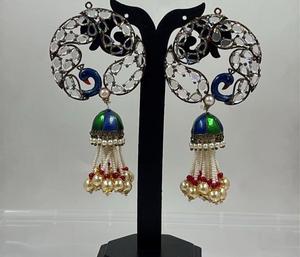 Boucles d'oreilles de qualité supérieure, plaquées argent, au look traditionnel, élégantes, pour les mariages, les fêtes, les collections pour femmes et filles - Product Image 1
