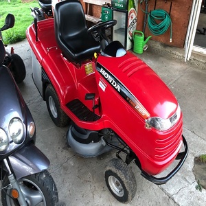 Entrega rápida de tractores de jardín de 10 HP de calidad superior con caja de cambios y motor para cada tamaño de césped Compre ahora Disfrute de un rendimiento superior - Product Image 6