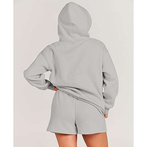 Sweat à capuche et short deux pièces pour femmes à la mode ensemble décontracté confortable et élégant pour le yoga ou les promenades en salle de sport - Product Image 4
