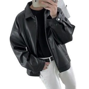 แจ็กเก็ตหนัง PU สำหรับผู้ชาย, แจ็กเก็ตมอเตอร์ไซค์สีดำทรงหลวมสไตล์ลำลองย้อนยุคอเมริกันเสื้อโค้ทมีซิป - Product Image 1