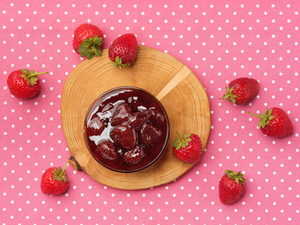 Gourmet Natural Strawberry <b>Jam</b> 65% Fruit 290g - Product Image 3