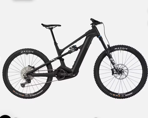 จักรยานเสือภูเขาไฟฟ้า 2025 Strive CFR Underdog รุ่นกลาง แบตเตอรี่ลิเธียม คาร์บอน E-enduro XT Di2 ระบบกันสะเทือน Fox กำลังไฟ 1500 วัตต์ ระยะทาง 150 กิโลเมตร - Product Image 1