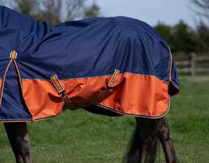 Alfombra de caballo de invierno ajustable con tiras reflectantes, impermeable, transpirable, refuerzos de hombro, accesorios reforzados OEM/ODM - Product Image 4
