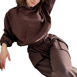 Conjunto Deportivo Informal Unisex de Moda Y2K, Sudadera con Capucha y Bolsillos, Pantalones Cortos de Manga Larga, 2 Piezas, 100% Algodón - Product Image 4