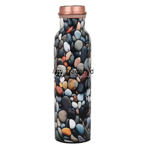 Bouteille large en cuivre magnifiquement conçue pour le bien-être spirituel par Tradebyd - Product Image 3