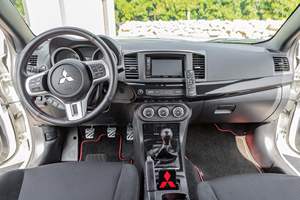 USADO LHD/RHD 2015 MITSUBISHI LANCER EVOLUTION X EDICIÓN FINAL - Product Image 4