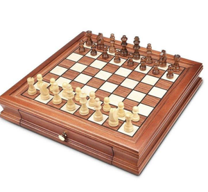 Jeu d'échecs en bois, boîte d'échecs pliable, jeu de voyage magnétique, écologique, durable pour les enfants - Product Image 1