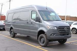 2025 M-e-r-c-e-d-e-s-B-e-n-z Sprinter - Product Image 2