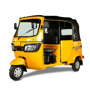 Tricycle électrique pour passagers 48V 501-800W, carrosserie fermée, 4 places, capacité de charge 300-400 kg - Product Image 3