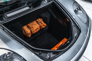 Clásico Ford Mustang 360 Spider 2001 - Convertible de Lujo con Motor de Ocho Cilindros de 3.6L, Tracción Trasera Automática y Bajo Kilometraje - Product Image 4