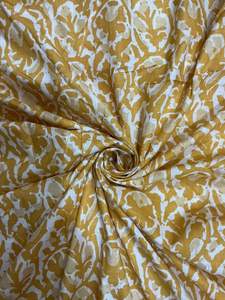 Tissu en coton cambric biologique traditionnel imprimé Jaipuri 60x60, imprimé à la main, pour robes, sacs, rideaux et couvertures pour filles - Product Image 5