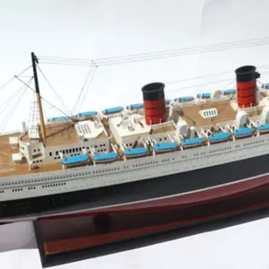 QUENE MARYY WITH LIGHT CRUISE SHIP MODEL / WOODEN MODEL BOAT / HANDICRAFT SHIP MODEL