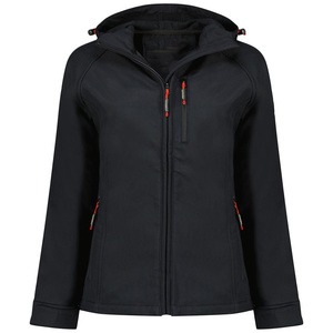 Vêtements de plein air d'hiver durables pour femmes Veste softshell à fermeture éclair Veste lourde et coupe-vent respirante de qualité supérieure avec logo personnalisé - Product Image 2