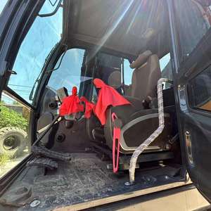 Excavatrice Hyundai 210LC-9S 2023 d'occasion en bon état, 30 tonnes, avec moteur de pompe et godet de 1,2 m³ - Product Image 6