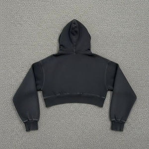 Ensemble de survêtement pour femme avec haut court à séchage rapide, service OEM, prix de gros, fabrication sur mesure de hauts courts à capuche pour femme - Product Image 2