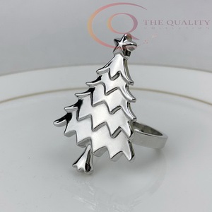 Anneaux de serviette décoratifs en métal de qualité supérieure pour la mise en place de tables de mariage, design luxueux et écologique pour les repas quotidiens et les occasions spéciales - Product Image 2