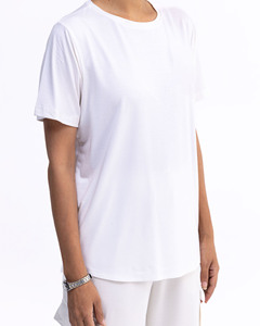 Camiseta Blanca Lisa de Alta Calidad para Mujer, Fabricada en Pakistán, Camiseta Moderna de Manga Corta para Mujer - Product Image 3