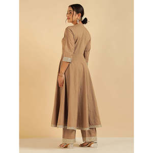 Conjunto de Túnica y Pantalones Palazzo de Manga Tres Cuartos en Crepé de Algodón Puro Color Beige para Mujer, Ropa Fusion - Product Image 4