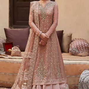 Robe de bal élégante et moderne en mousseline de soie brodée, longue jusqu'au sol, avec des volants en dentelle de cristal pour femmes, tenue de mariage - Product Image 1