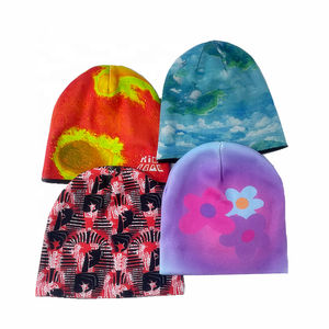 Casquette en tricot acrylique doux avec broderie 3D imprimée par sublimation, design graphique streetwear Y2K, œuvre d'art personnalisée, bonnet jacquard - Product Image 5