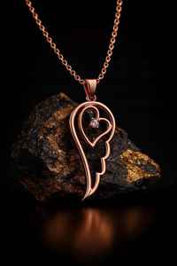 Pendentif Aile d'Ange en Argent Sterling 925 Plaqué Or Vermeil Rhodié avec Zircon, Collier Élégant en Plume, Bijou Délicat de Protection, Cadeau - Product Image 6