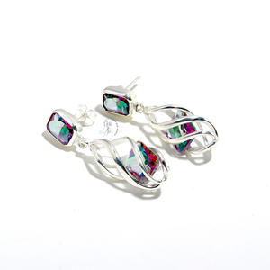 Boucles d'oreilles fines en topaze mystique avec coussin géométrique à la mode avec accessoires de tempérament élégants Boucles d'oreilles fantaisie - Product Image 1