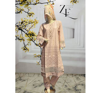 Costume brodé prêt à porter à la mode et moderne pour les femmes idéal pour le bureau du collège et les sorties décontractées - Product Image 1