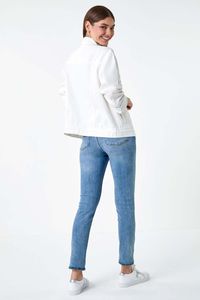 New Winter Collection Custom Brand Eco-Friendly Windproof Breathable Women <b>Denim</b> Jackets Wholesale Zipper Closure Hooded Collar - Product Image 4