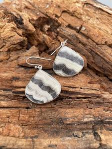 Boucles d'oreilles en calcite zèbre, pierres précieuses, faites à la main, en argent sterling 925, bijoux uniques et tendance, cadeau pour femmes et hommes - Product Image 6
