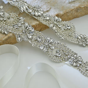 Cinturón de Novia Ajustable con Pedrería Color Marfil Bridella BS106 para Eventos Formales - Product Image 6