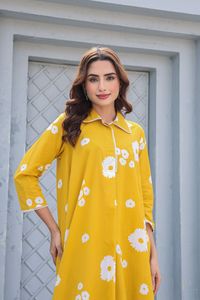 Collection de gros Bas Kurti en coton imprimé Tenue de fête décontractée Col fantaisie Poche Tarifs compétitifs pour Indien Pakistanais - Product Image 3
