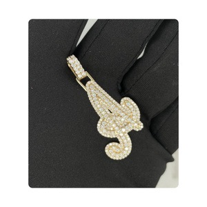 Colgante de diamante natural de lujo con diseño de letra del alfabeto en oro para fiestas de compromiso de mujeres directo del fabricante de la India - Product Image 3