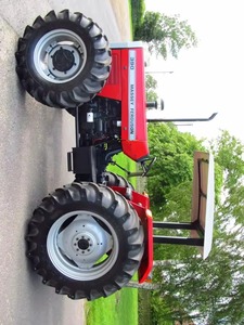 Tractor de cadenas Massey Ferguson 165 usado con motor diésel de 8 HP y transmisión 4x4 - Product Image 2