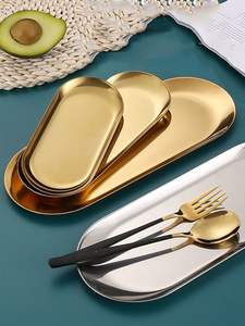 Plateau de service durable en acier inoxydable avec poignées solides, parfait pour servir des aliments et des boissons lors des réunions de famille - Product Image 3