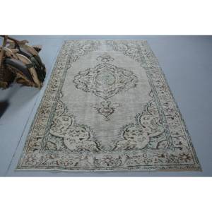 พรมยางสไตล์วินเทจ5x8ft สีเขียวเบจขนสัตว์แบบเย็บปะติดปะต่อกันดีไซน์สำหรับห้องนั่งเล่นที่บ้านทรงสี่เหลี่ยมผืนผ้าสำหรับใช้ในข้างเตียง - Product Image 1