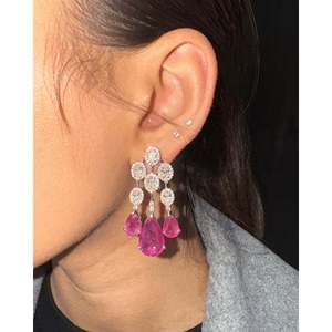 Boucles d'oreilles pendantes en perles plaquées or pour un cadeau de mariage - Product Image 5