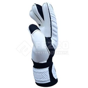 Gants de gardien de but professionnels avec une forte adhérence et un matériau respirant pour l'entraînement au football - Product Image 2