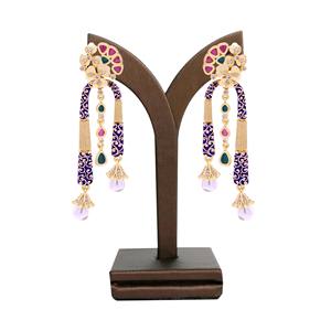 Pendientes colgantes tradicionales chapados en oro AD elegantes con exportación de joyería artificial de lujo de perlas - Product Image 1