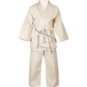 Uniforme de Taekwondo haute Performance tissu léger coutures durables et ajustement traditionnel pour l'entraînement aux arts martiaux en gros - Product Image 1