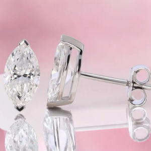 OEM vente en gros en or blanc 14K exquis 2,00Ct princesse Moissanite boucles d'oreilles personnalisables 2,00Ct - Product Image 1