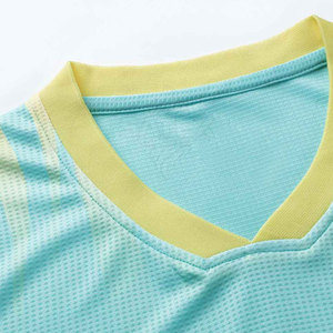 Vente directe d'usine Uniforme de football 100% polyester Séchage rapide Respirant Couleurs et tailles personnalisées Fabriqué au Pakistan pour hommes - Product Image 5