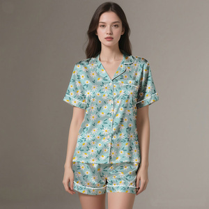 Ensemble de vêtements de nuit en satin de soie respirant pour femmes, pyjama à manches longues au toucher doux, ODM pour l'été, l'automne et le printemps, personnalisable - Product Image 4