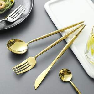 Ensemble de couverts en métal moderne, parfait pour les cuisines contemporaines, les restaurants, les hôtels, les maisons, design élégant et fonctionnel - Product Image 5