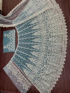 Lehenga Choli de mariée traditionnelle de créateur de qualité supérieure avec des paillettes de Chine lourde Dupatta pour des vêtements de mariage élégants - Product Image 5