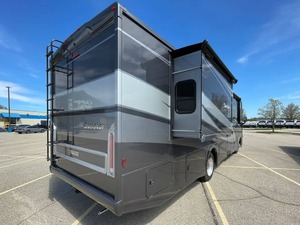 Nouveau Winnebago Sunstar 33K 2025 prêt à la vente - Product Image 6