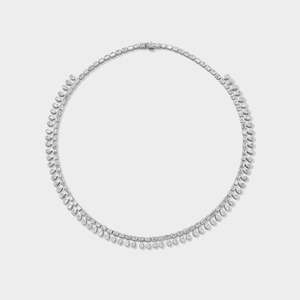 Collar de tenis de moissanita de oro blanco con corte brillante redondo y engaste de puntas, cadena con dije para regalo de boda o compromiso - Product Image 1