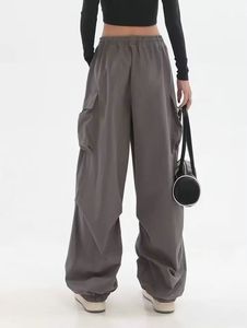 Pantalones Deportivos de Nylon de Alta Calidad Personalizados para Mujer, Pantalones Anchos con Bordado, Pantalones Casuales Tipo Jogger, Pantalones Cortavientos para Mujer, Pantalones para Bailar - Product Image 5