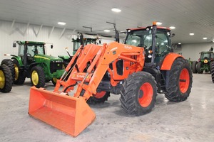 Offre Spéciale – Tracteur Agricole d'Occasion Kubota M7-132 Personnalisé en Usine, Prix Abordable avec Chargeur Frontal, Prix de Gros - Product Image 5