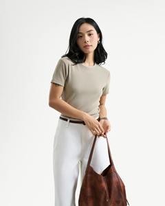 Camiseta de manga corta informal de verano para mujer al mejor precio ajustada de secado rápido transpirable 100% algodón estilo Regular de Routine Vietnam - Product Image 2