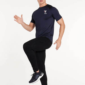 T-shirt de gymnastique personnalisé OEM pour hommes Haut en maille à séchage rapide Coupe-vent et grande taille Chemises pour hommes les plus vendues en ligne Vente directe - Product Image 3